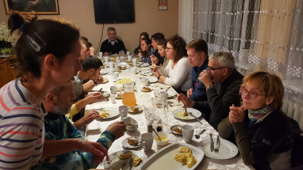 04IG_UAM_wyjazd_kol_naukowych